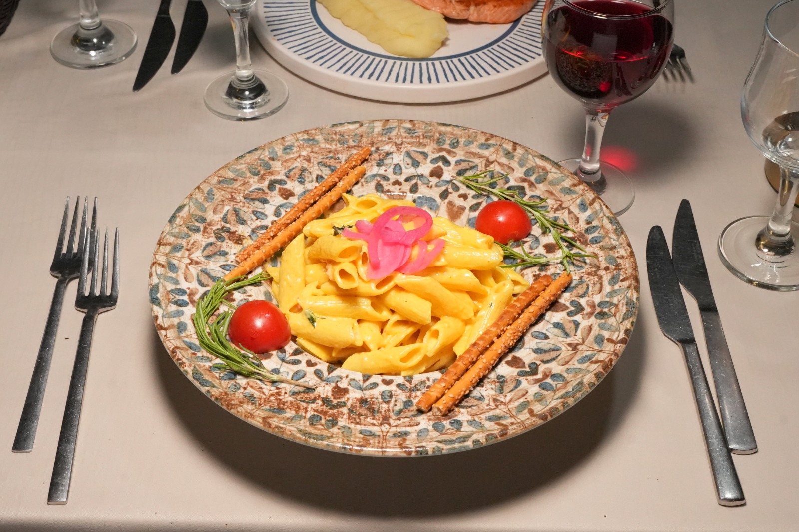 With Alcohol & With Hotel Transfer (Private Close to Show Table) EC