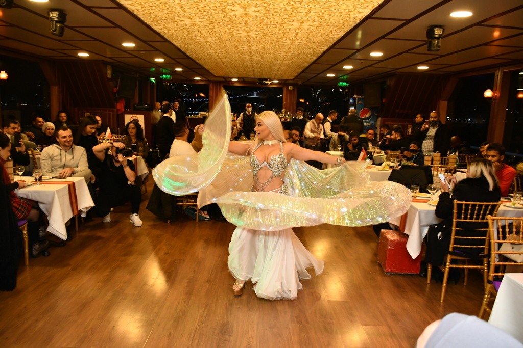 ORIENT DINNER CRUISE