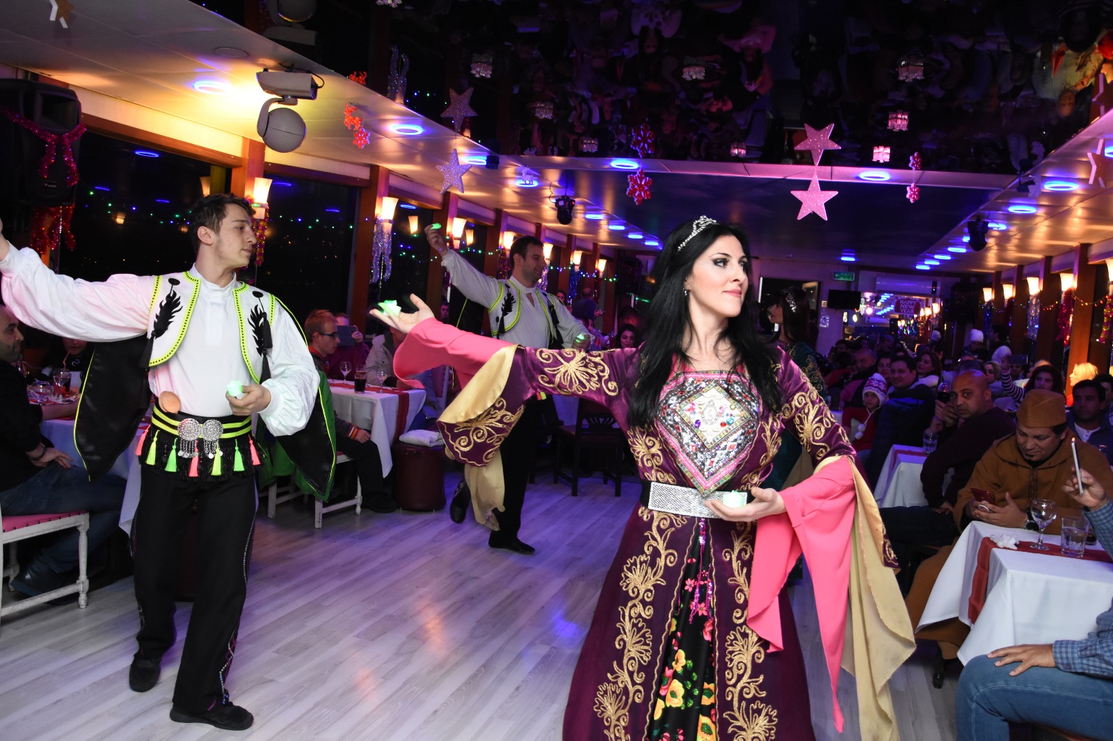 With Alcohol & With Hotel Transfer (Private Standard Table) OB