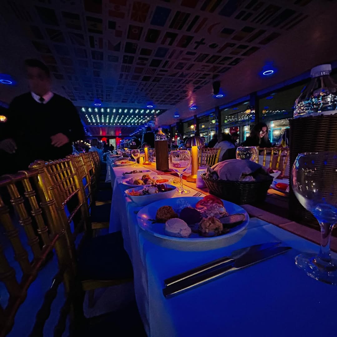 With Alcohol & With Hotel Transfer (Private Standard Table) OB