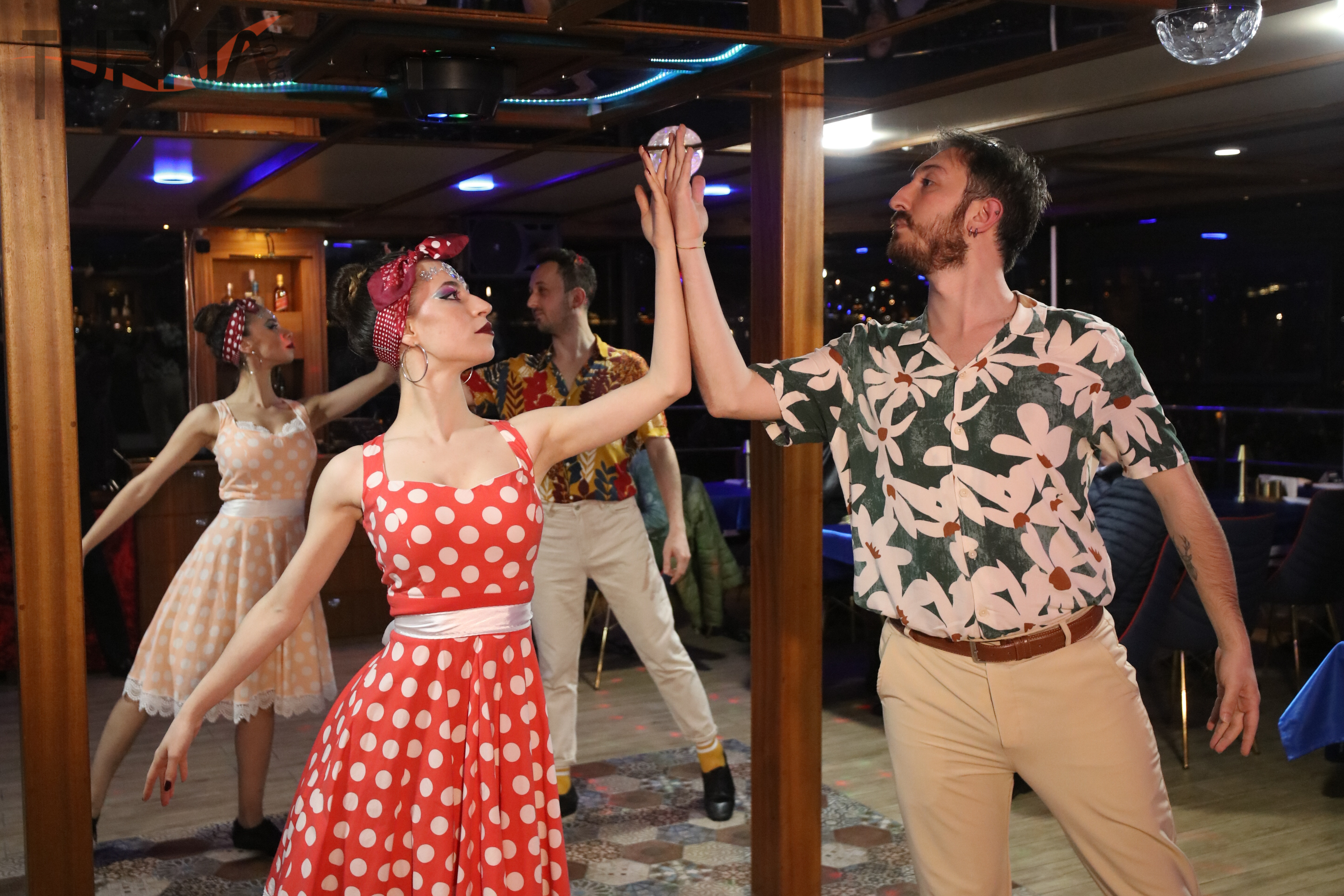 TURNATUR BOSPHORUS CRUISE WITH TURKISH NIGHT