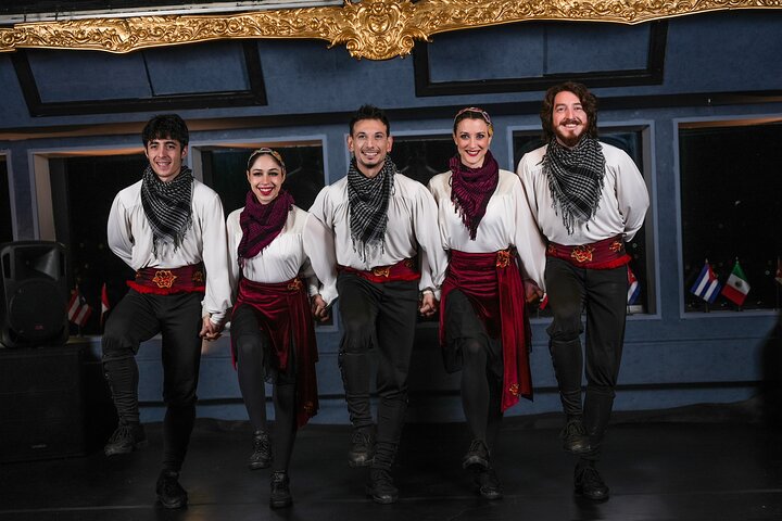 DINNER CRUISE WITH BIRTHDAY CAKE AND SONG - BEST TABLE