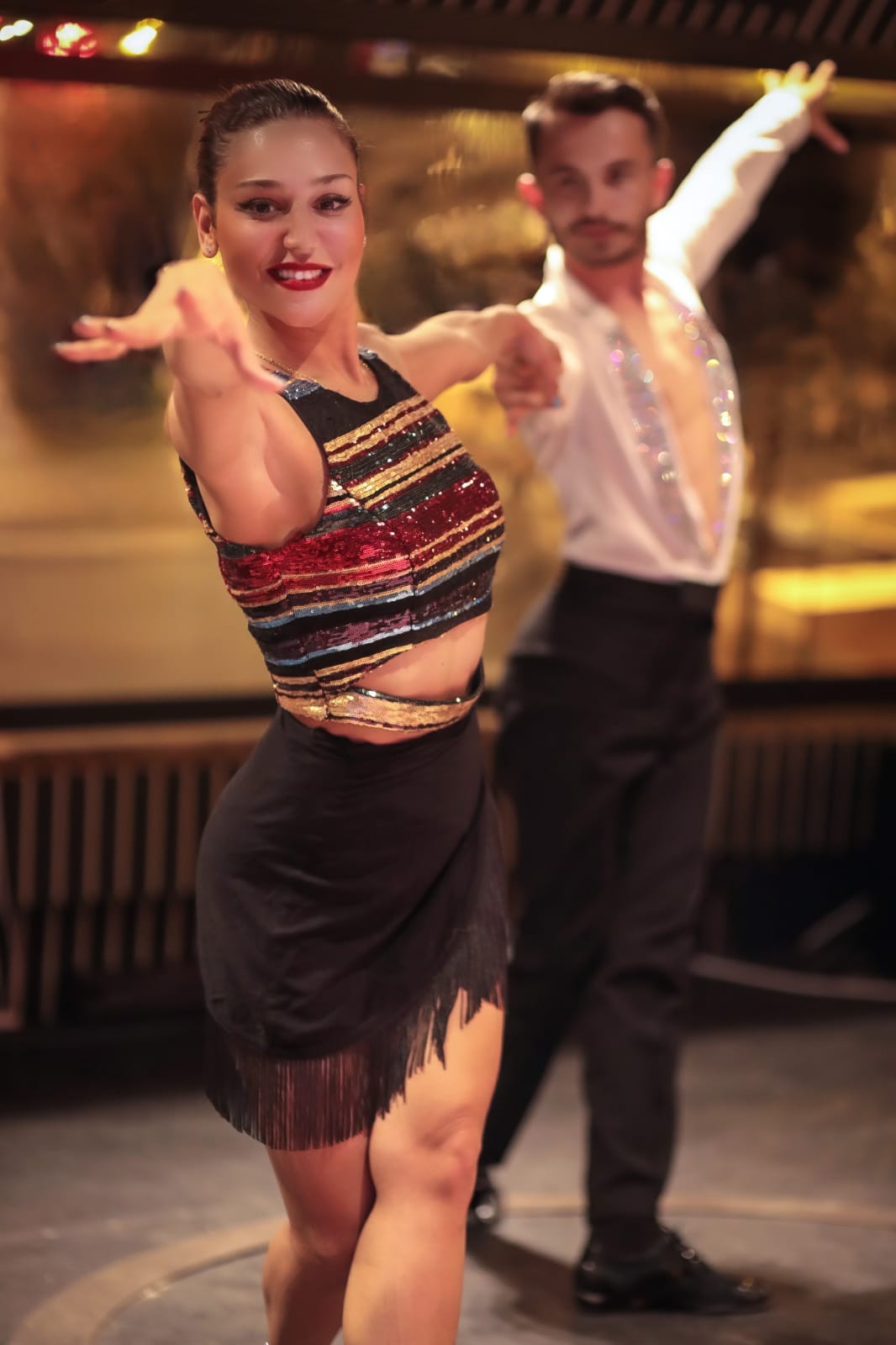 PRIVATE CLOSE TO SHOW TABLE NON ALCOHOL