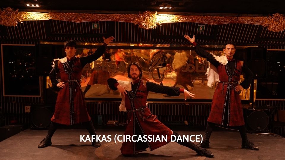 PRIVATE CLOSE TO SHOW TABLE NON ALCOHOL